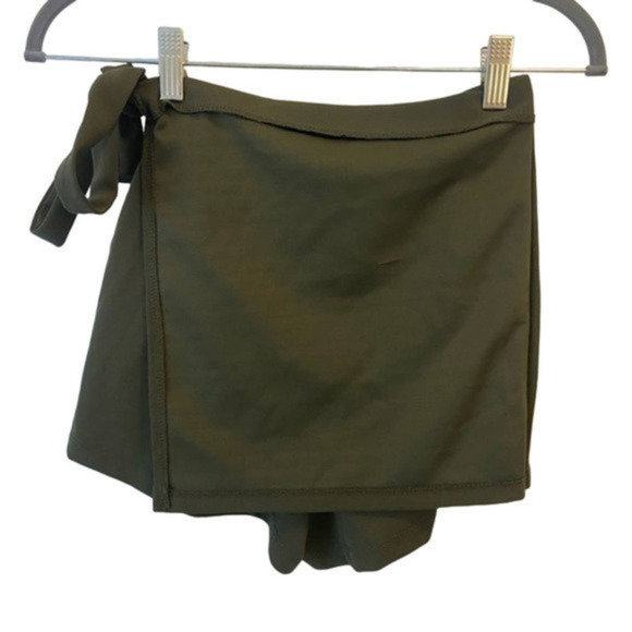 Skort🛑 - Picture 3 of 4